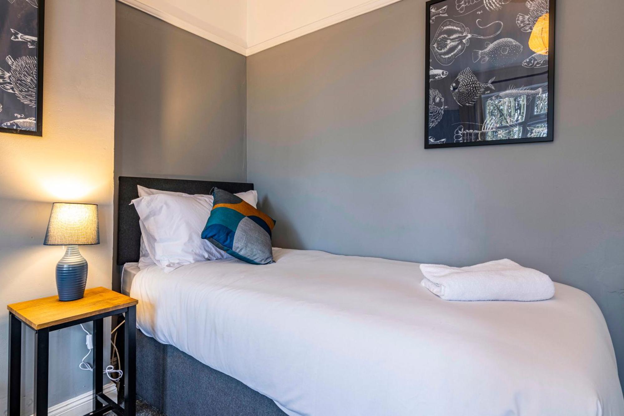 Lovely 4Bdr Home- Off Street Parking Sleeps 7 Nottingham Exteriér fotografie