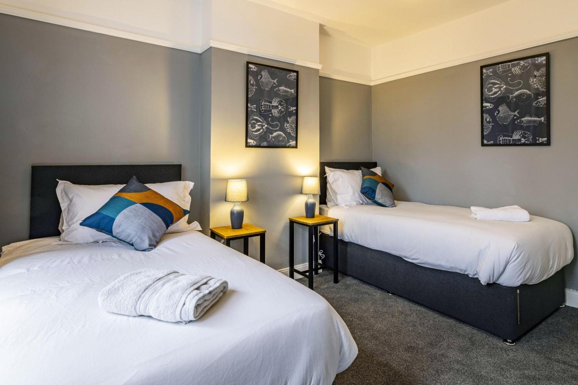 Lovely 4Bdr Home- Off Street Parking Sleeps 7 Nottingham Exteriér fotografie