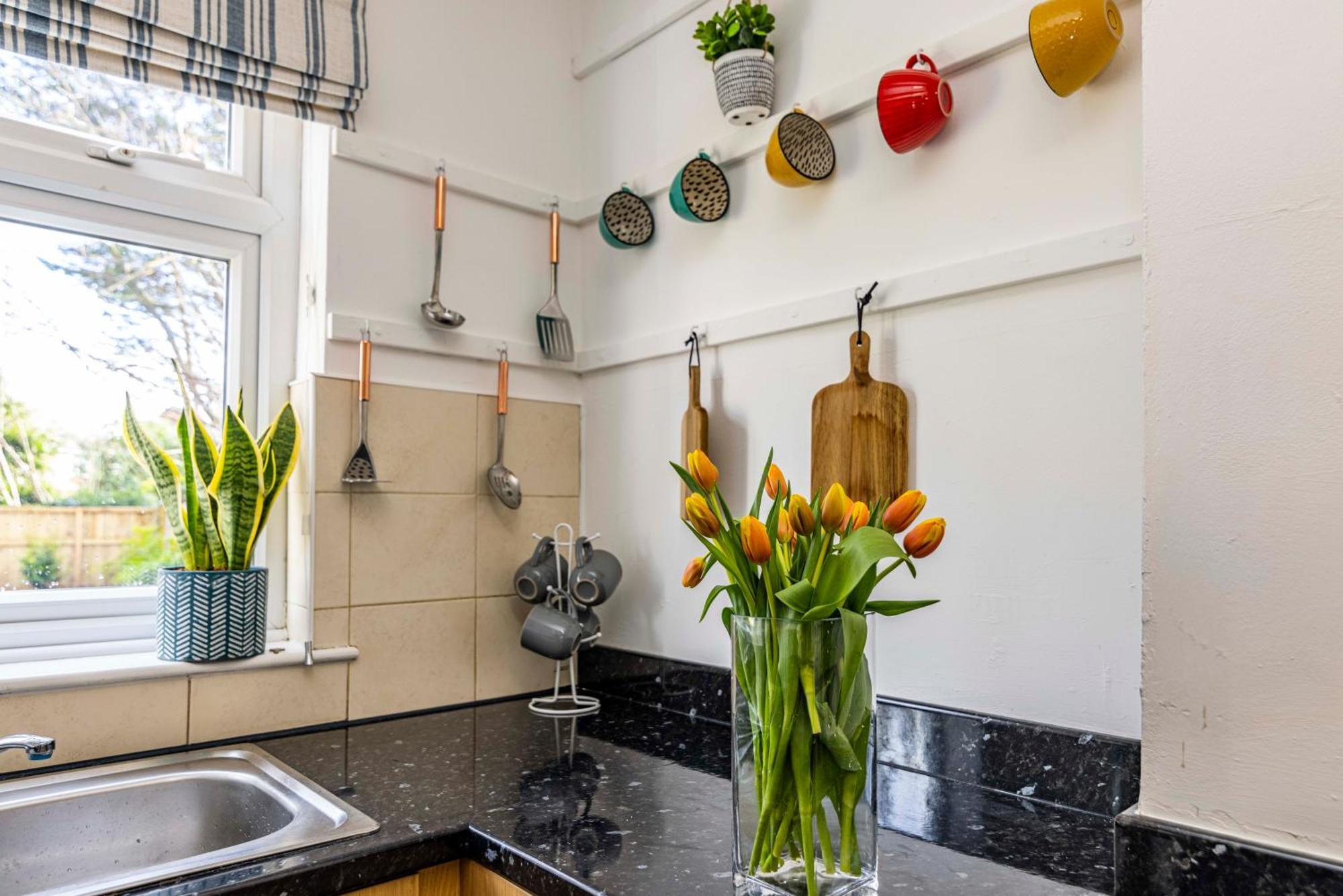 Lovely 4Bdr Home- Off Street Parking Sleeps 7 Nottingham Exteriér fotografie