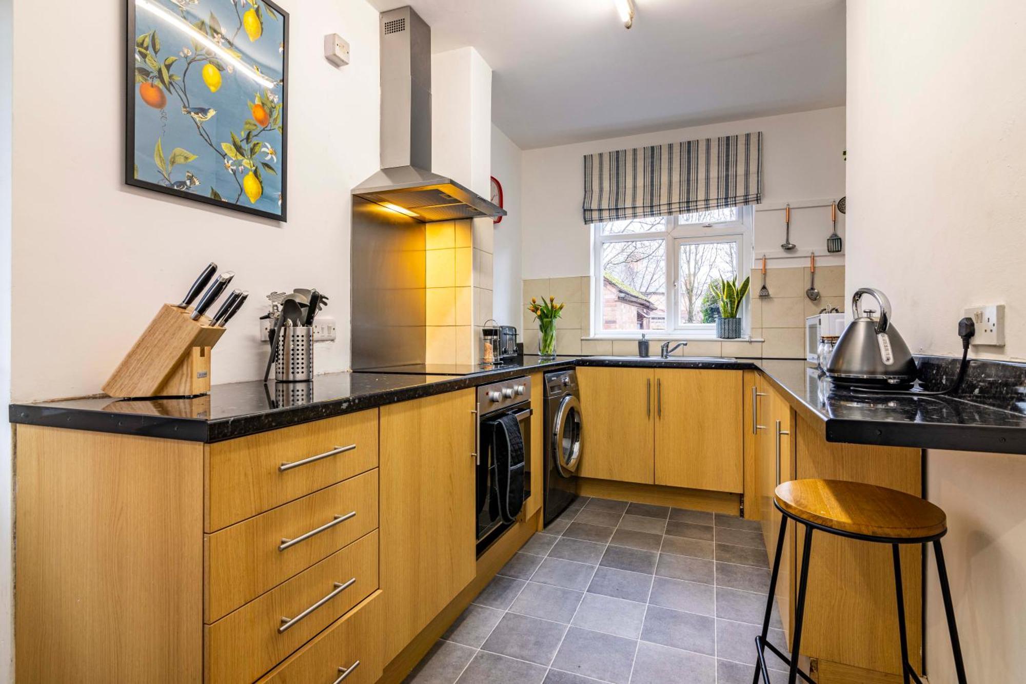 Lovely 4Bdr Home- Off Street Parking Sleeps 7 Nottingham Exteriér fotografie