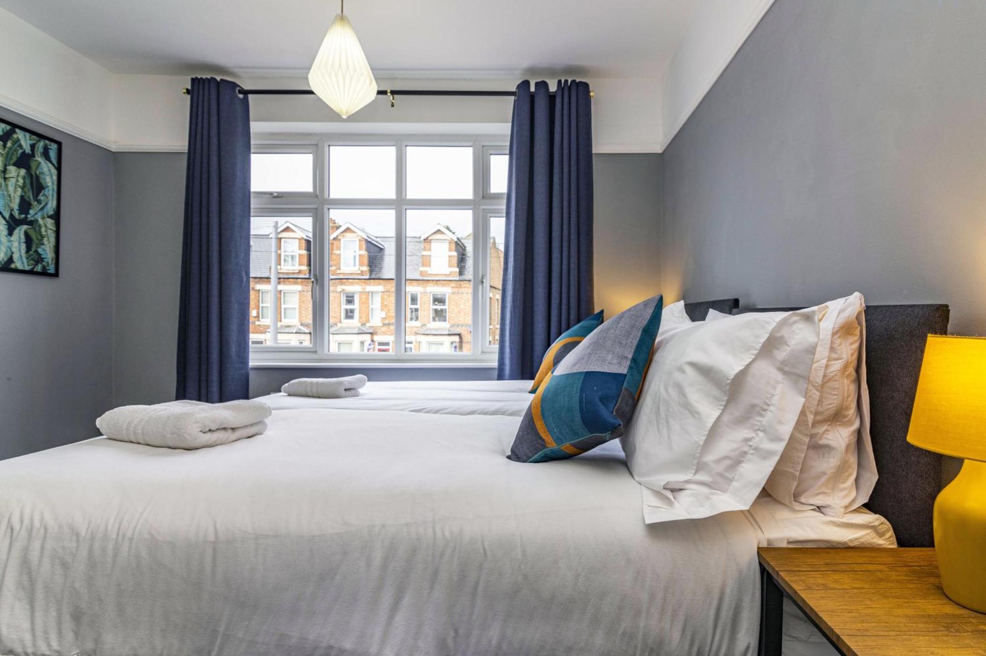 Lovely 4Bdr Home- Off Street Parking Sleeps 7 Nottingham Exteriér fotografie