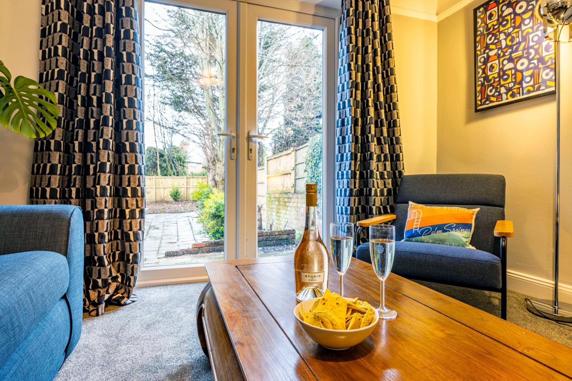 Lovely 4Bdr Home- Off Street Parking Sleeps 7 Nottingham Exteriér fotografie